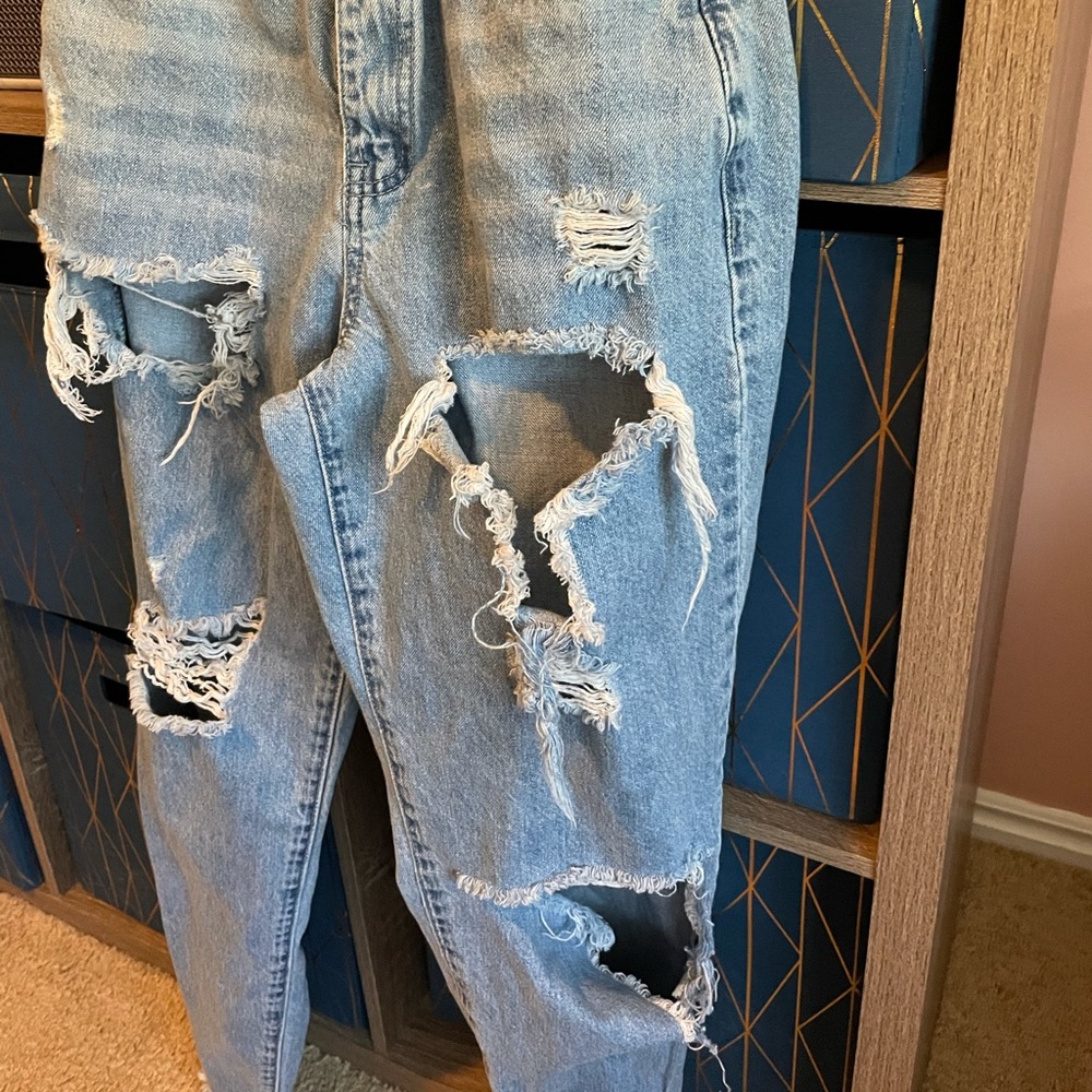 Misguided Riot high rise mom jeans - Picture 6 of 11